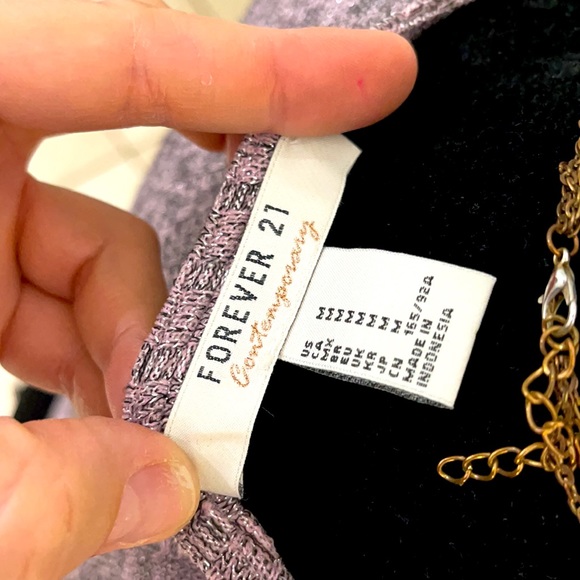 FOREEVER 21 Contemporary | Women’s Drawstring Ruched Front Crop Sweater Size M - Picture 6 of 6